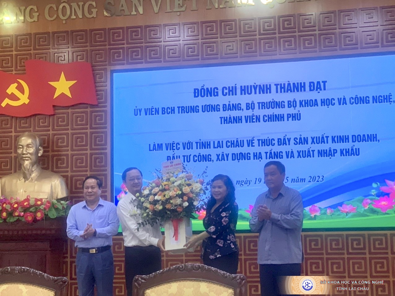BO-TRUONG.jpg