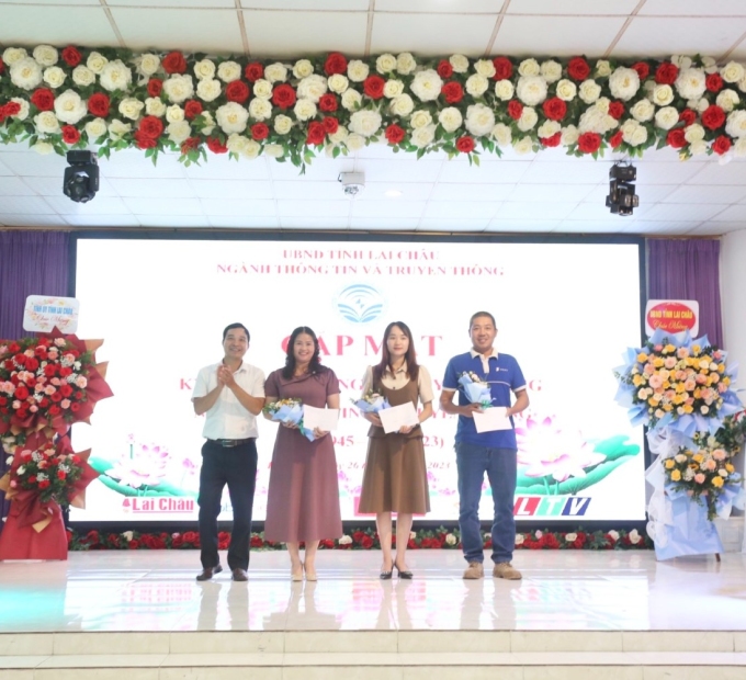 Ky-niem-78-nam-Ngay-truyen-thong-nganh-Thong-tin-va-Truyen-thong-7.jpg