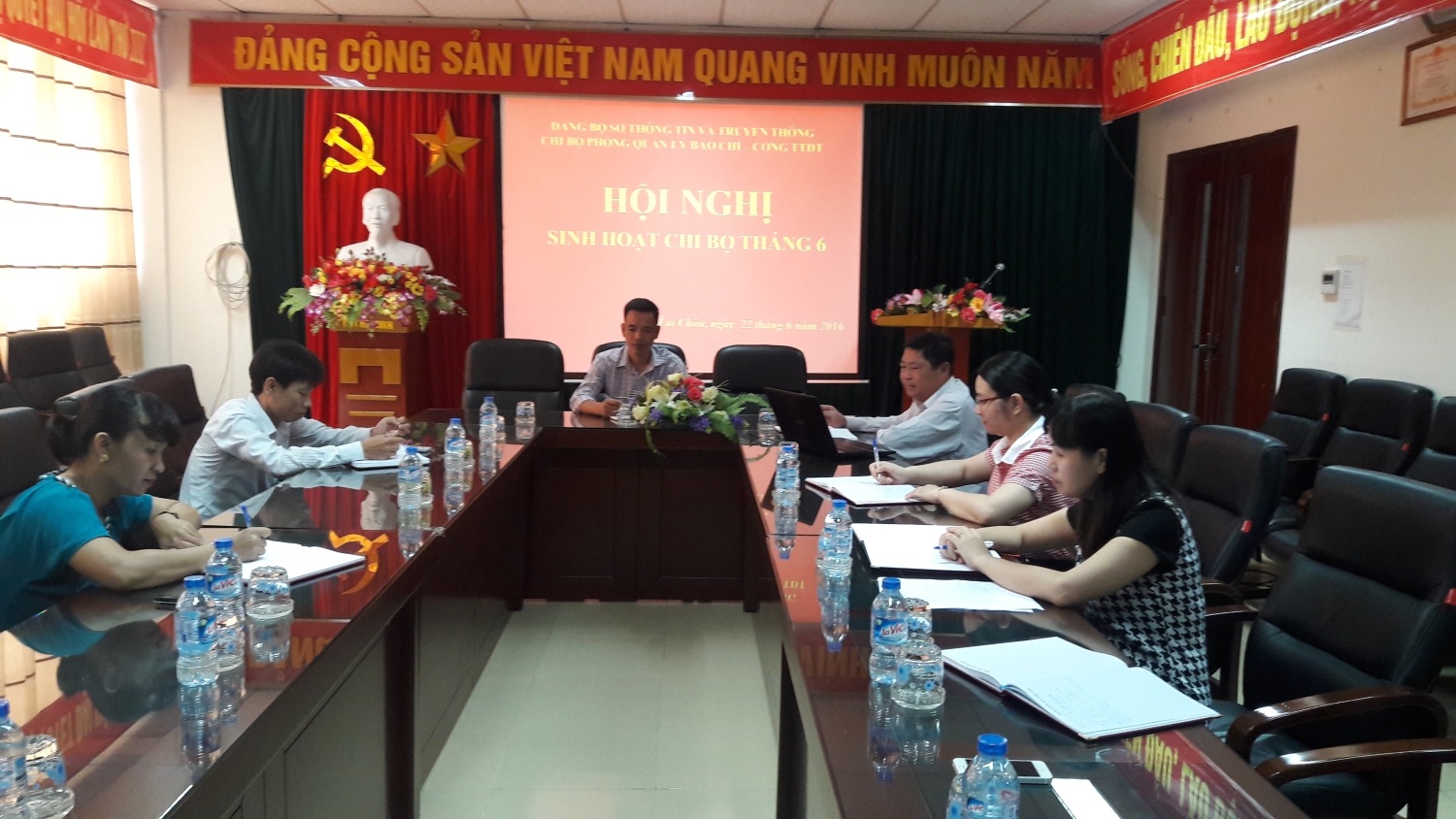 Quang cảnh Hội nghị