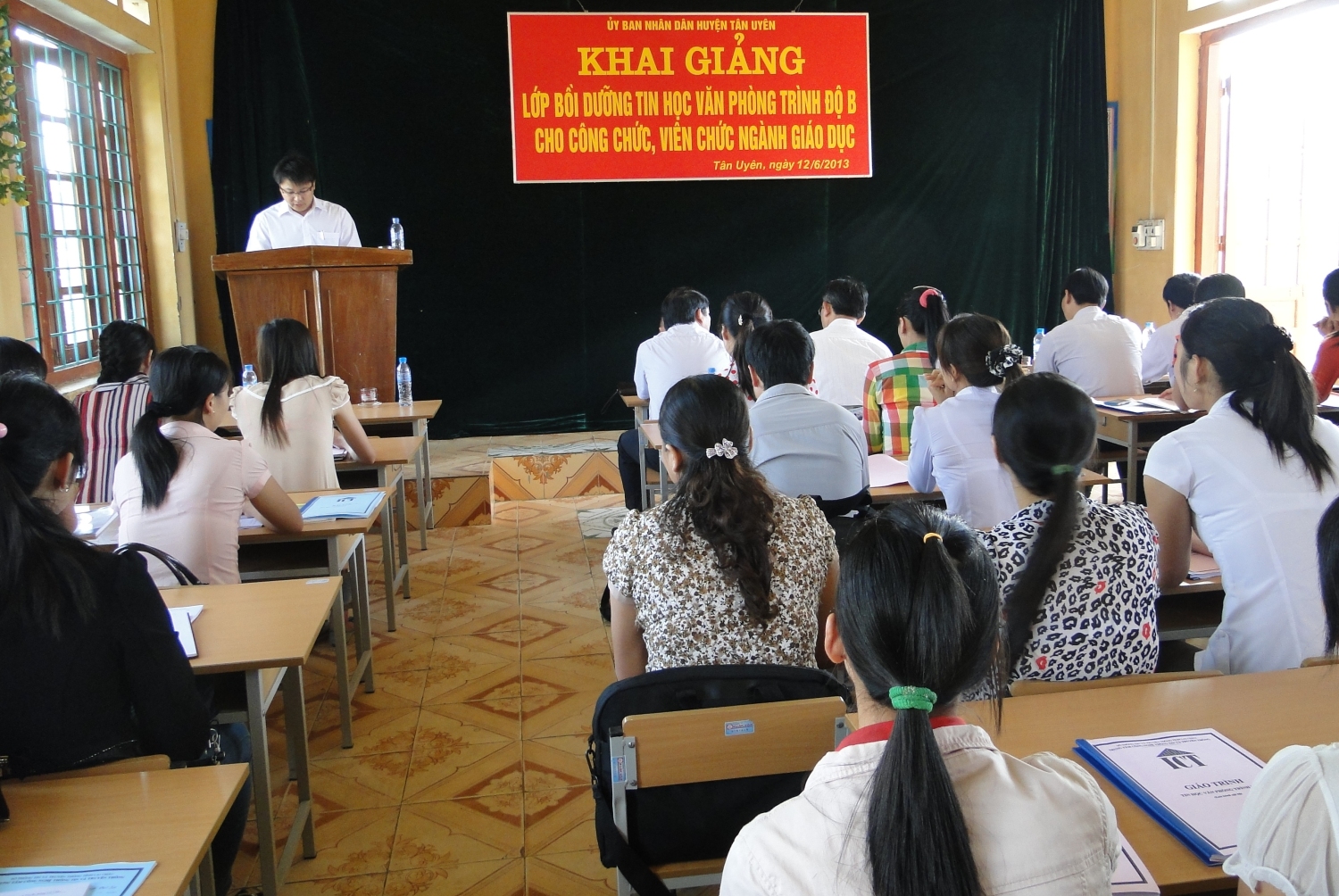 Description: https://stttt.laichau.gov.vn/Files/SoTTTT/Users/67/2016/Thang6/tinhocDSC00953.JPG