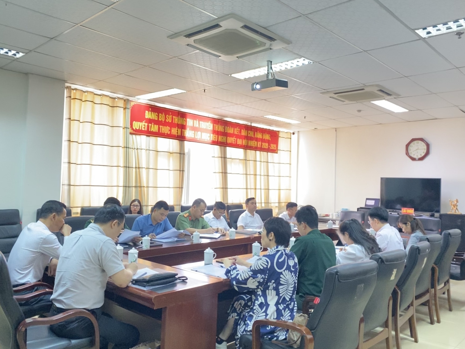 Description: https://stttt.laichau.gov.vn/Files/SoTTTT/Users/905/2023/Thang4/Quang-canh.jpg
