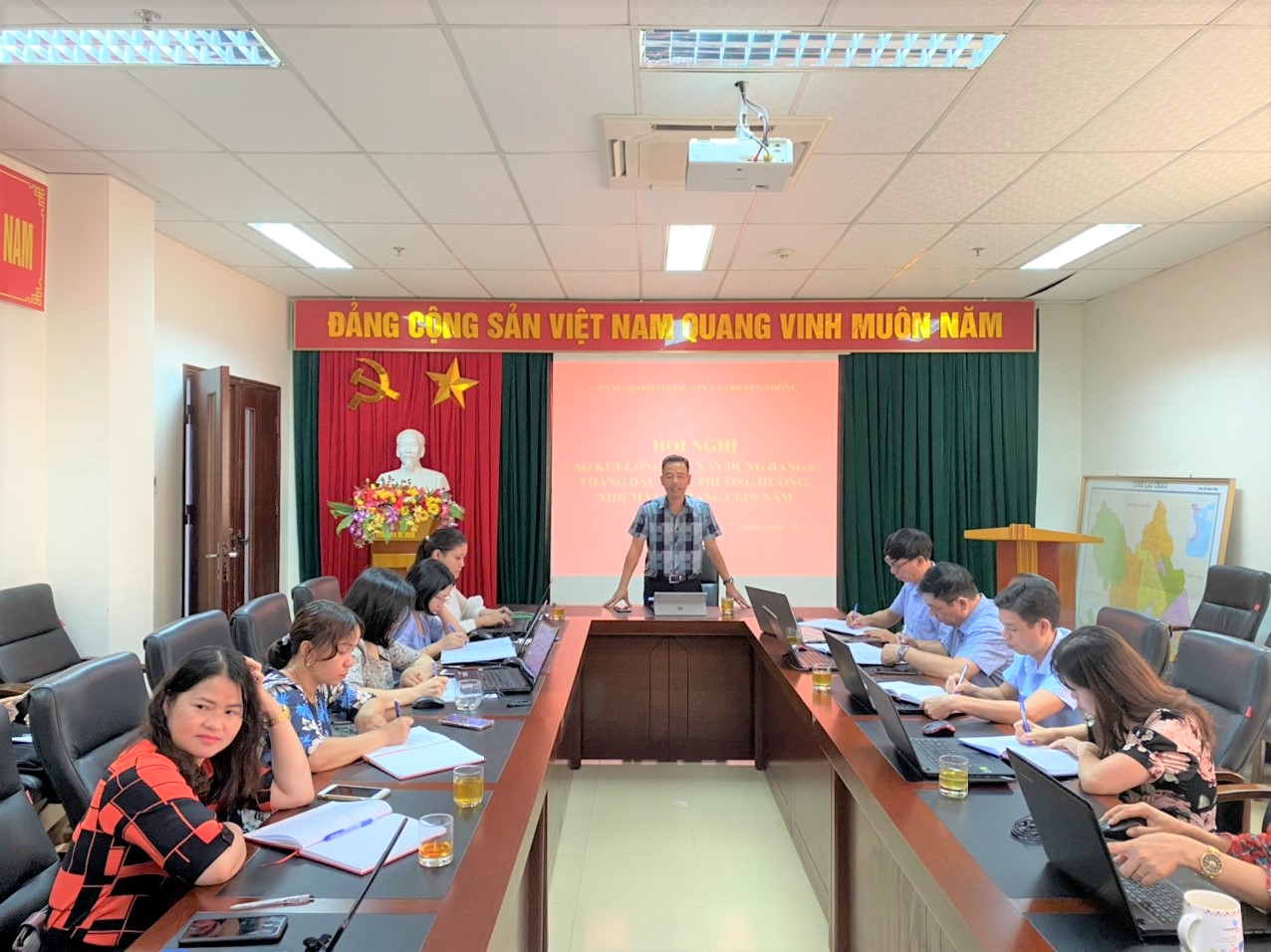 Description: https://stttt.laichau.gov.vn/Files/SoTTTT/Users/905/2022/Thang6/Phat-bieu-ket-luan-HN.jpg