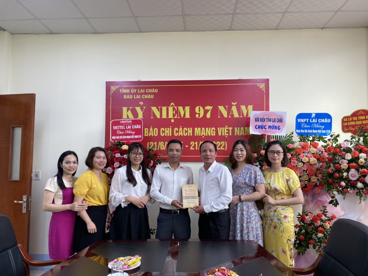 Description: https://stttt.laichau.gov.vn/Files/SoTTTT/Users/905/2022/Thang6/bao-LC.jpg