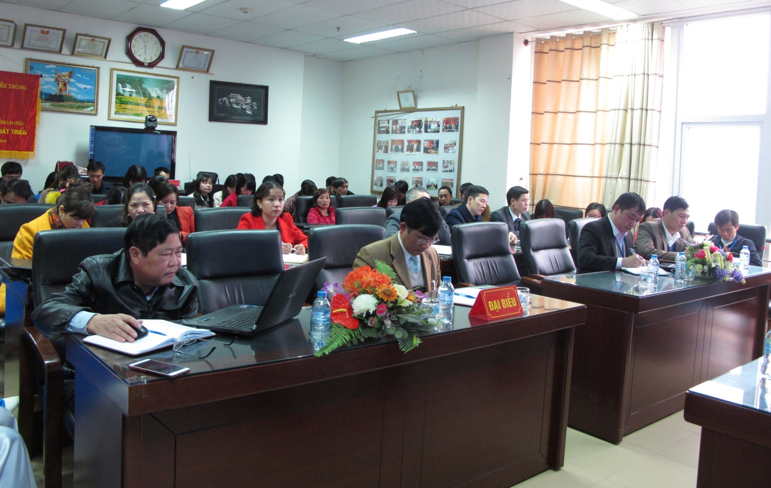 Các đại biểu tham dự Hội nghị